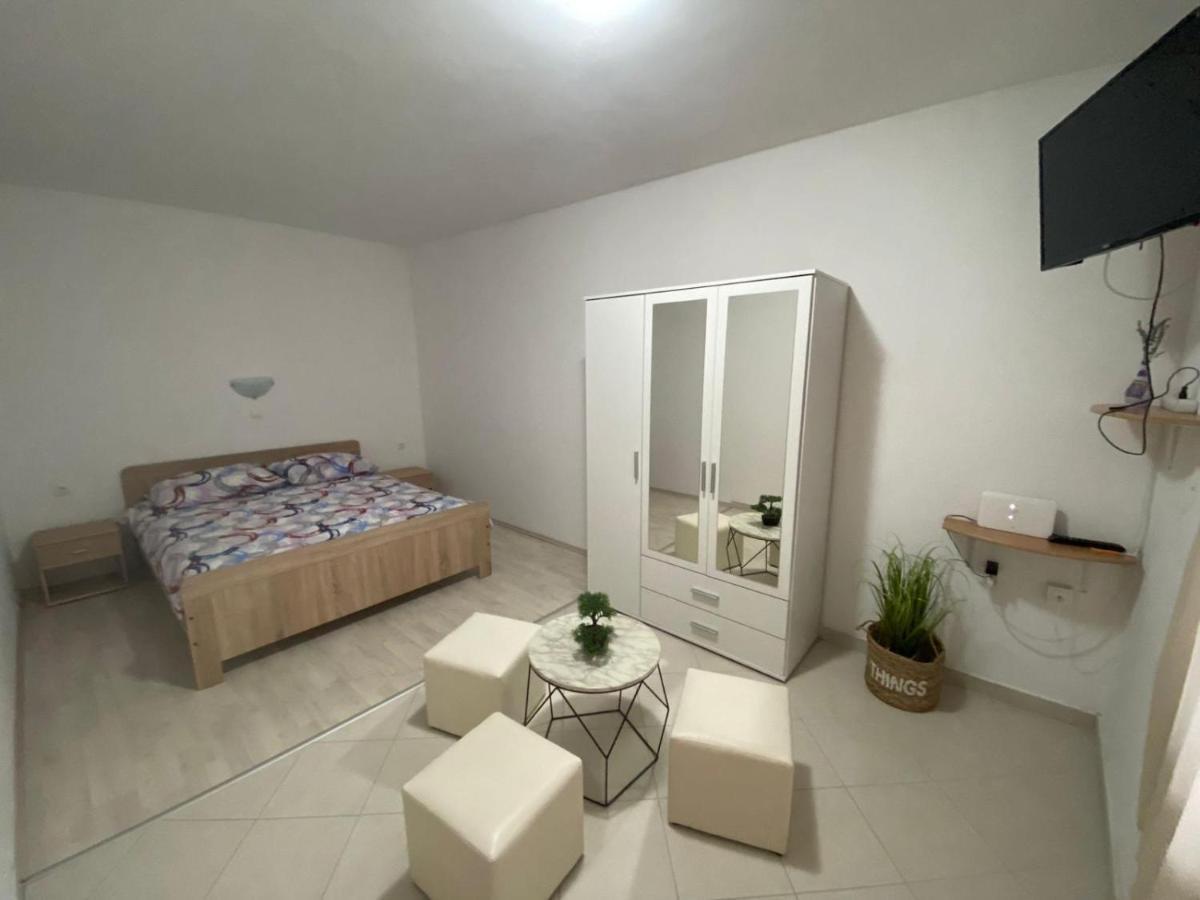 Apartman Nina Posedarje Ngoại thất bức ảnh